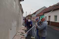 Brigáda na kaplance - malování 2