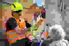 Dokončení Mariánského sloupu 17