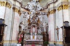 Presbytář klášterního kostela