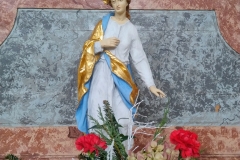 Nová socha Panny Marie