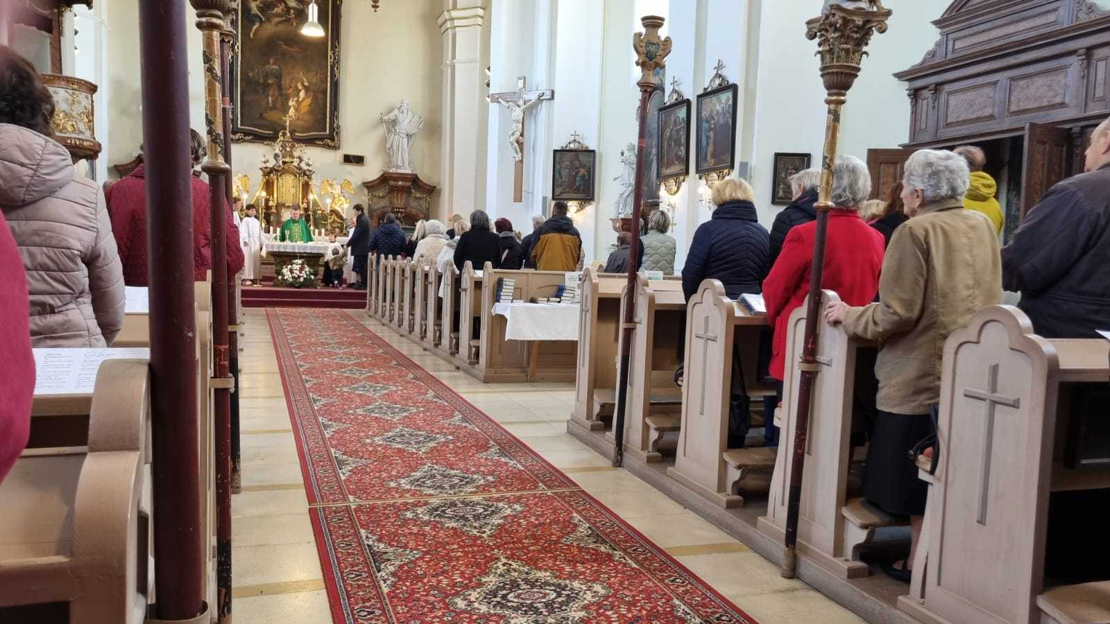 Říjnová dětská mše 1 Říjnová dětská mše 1