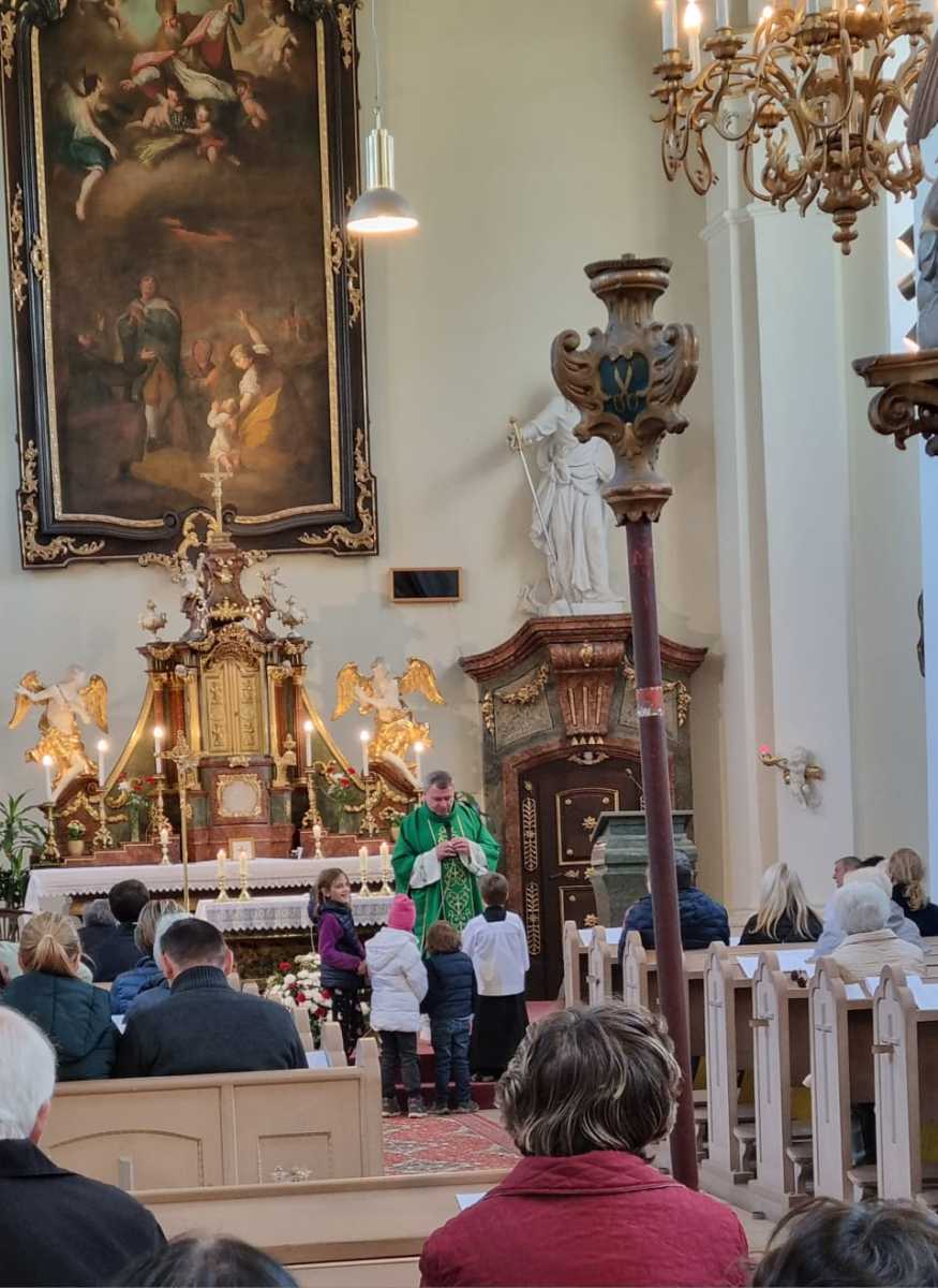 Říjnová dětská mše 2 Říjnová dětská mše 2